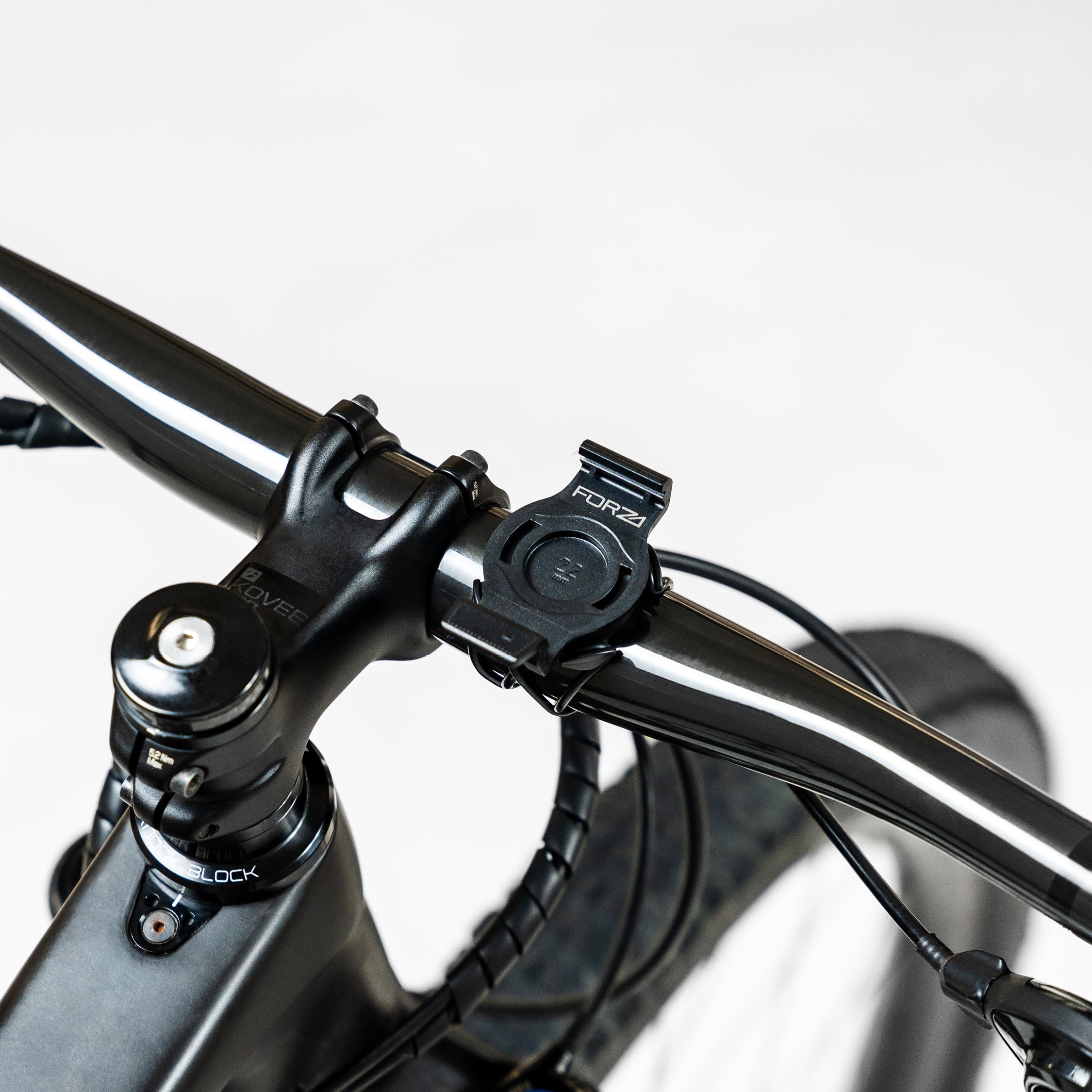 FORZA 22mm EasyFit Quarter-Turn Bike Mount for Garmin Watch